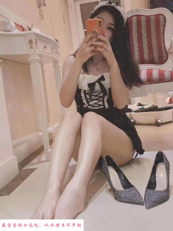 南山长腿欣怡 第2张