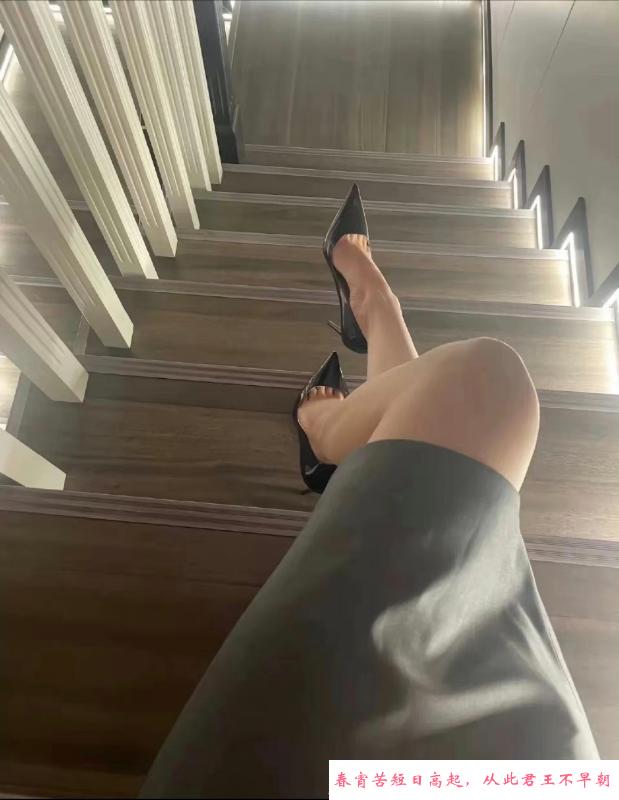 丰腴性感美少妇 第2张