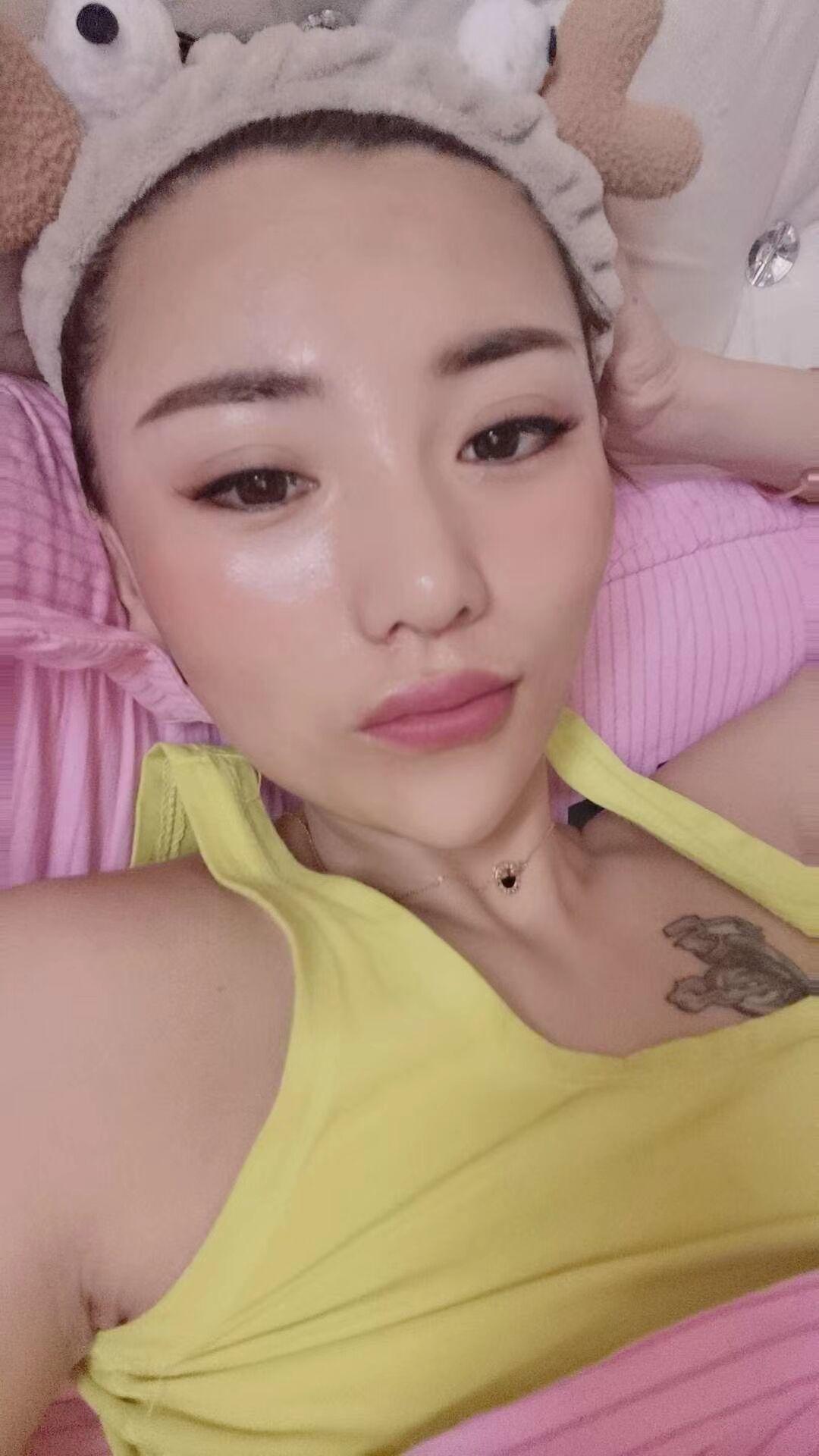 西安自聊自做的妹子 第1张