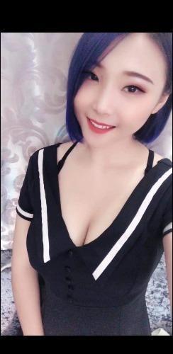 西安西安电视塔美女 第1张