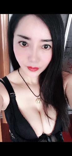 、苏州很爽很会玩的熟女美妇 第2张