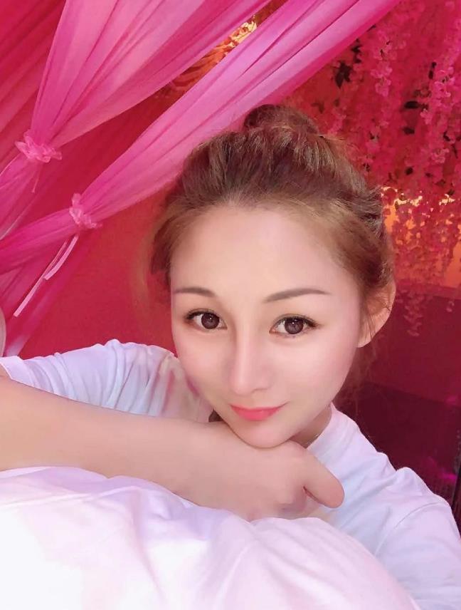 2020年12月25服务态度好的妮妮 第3张