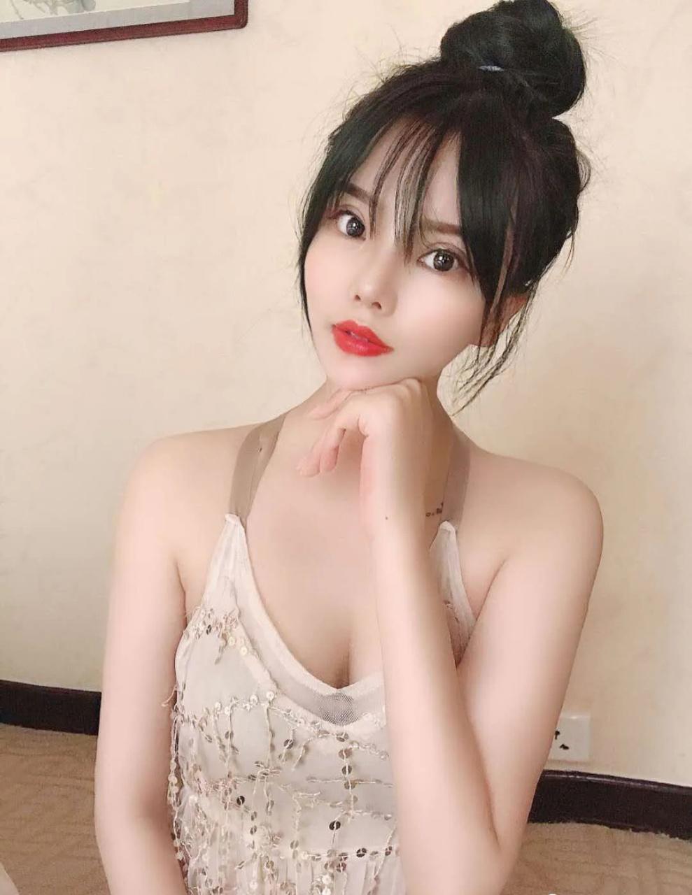 2020年12月15清纯温柔的邻家（颜值在线） 第2张