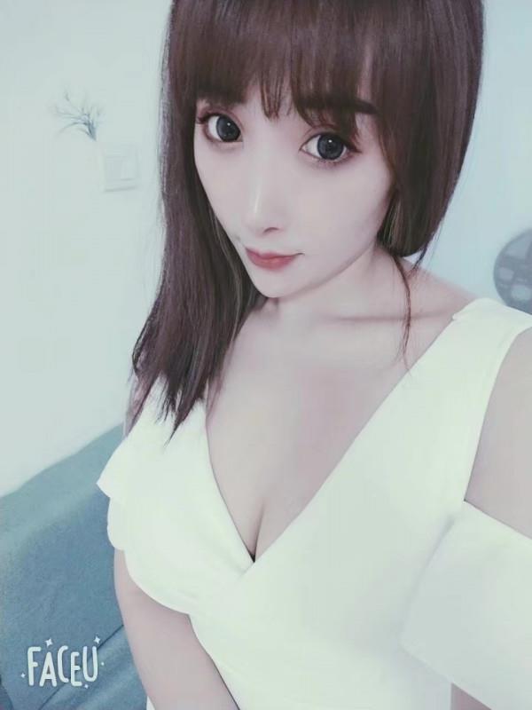 特骚少妇一棍到底 第1张