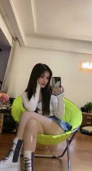 南山甜美可盐的良家妹子 第2张
