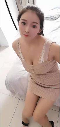 拱北性感身材小虎牙妹妹做口暴的 第3张
