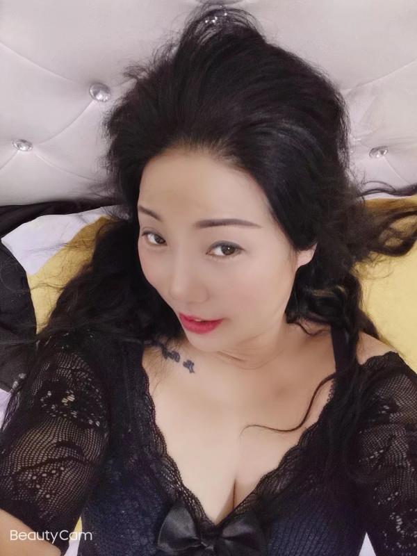 40+的熟妇娜姐 第1张