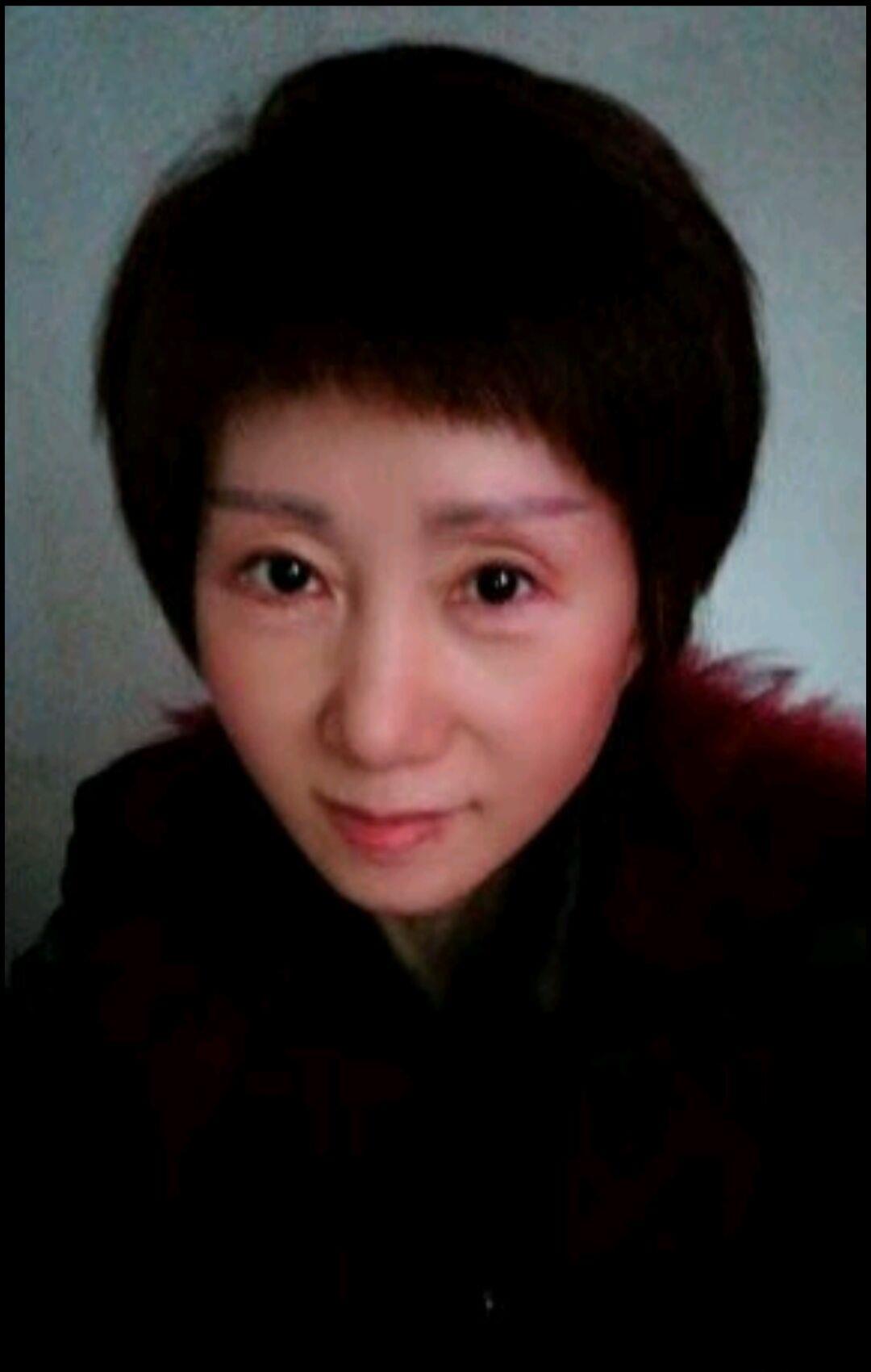 老女人，说是41感觉小50 第1张