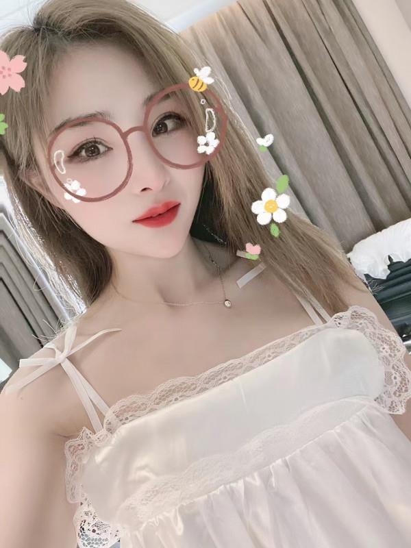 丰乐路附近颜值妹子 第3张