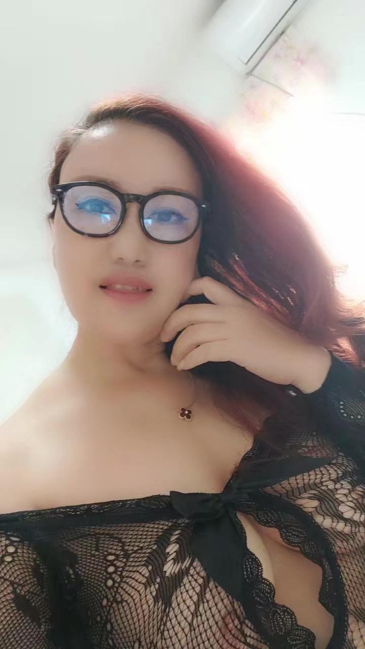 罗湖熟女文文 第1张