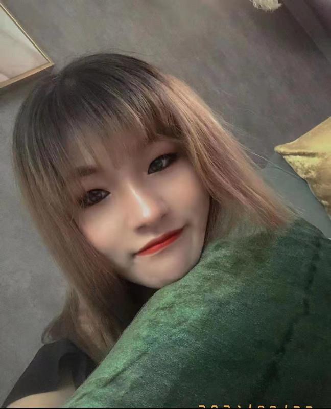 西山小骚妞 第1张