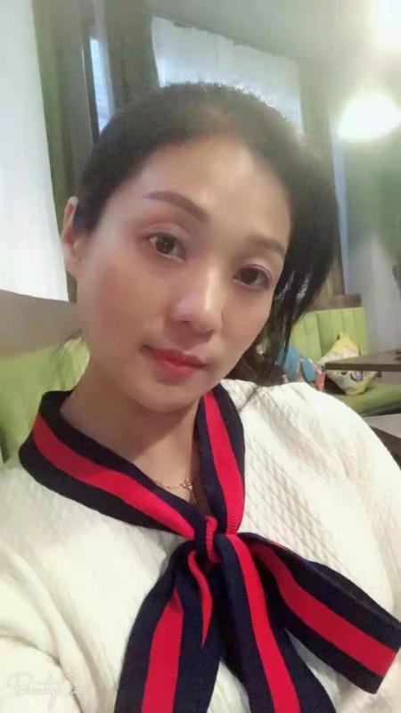 私约良家婷婷 第1张