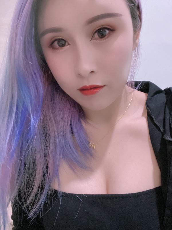龙华共和莹宝白嫩妹妹 第1张