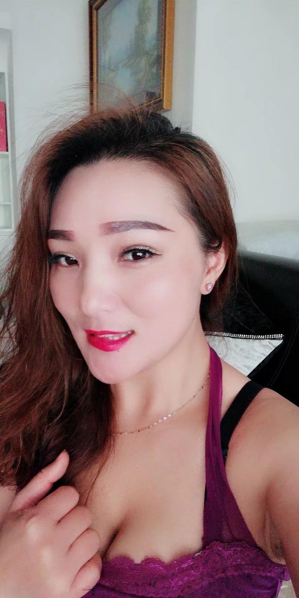 服务好小姐姐也甜 第2张