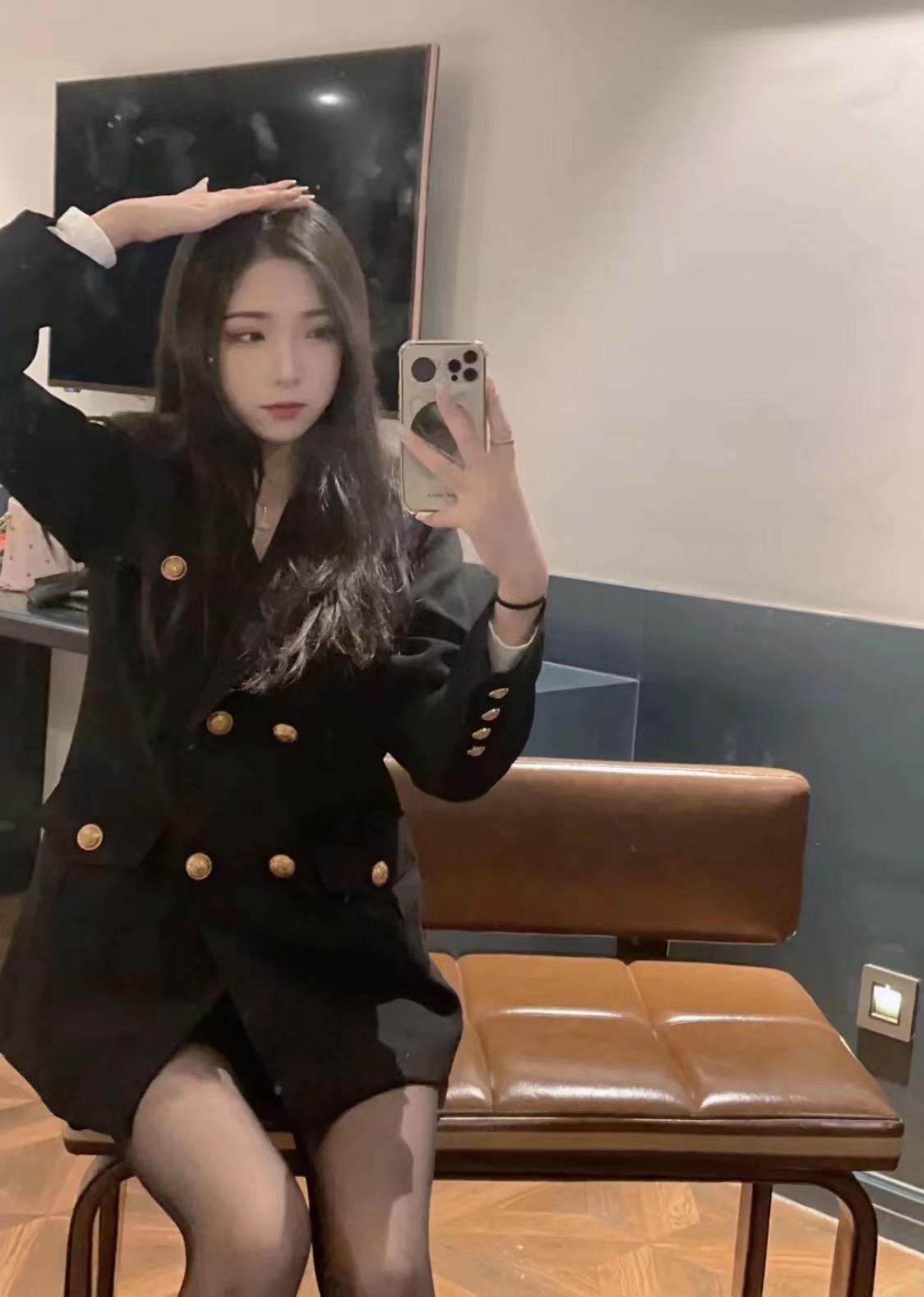 21岁的妹妹,床上很风骚 第1张
