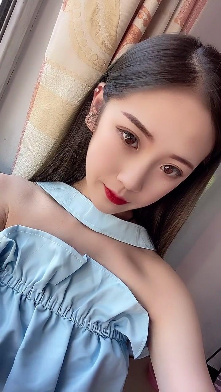 武侯区熟女穿上丝袜身材劲爆 第1张