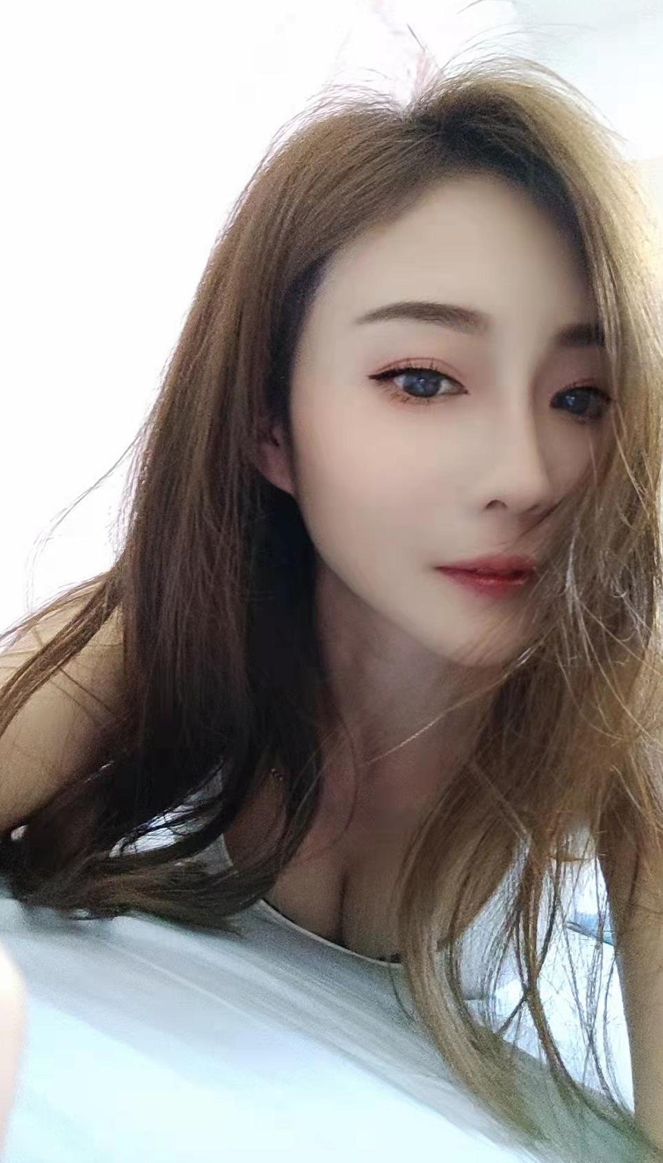 甜美清秀甜甜，练过臀，健身过的妹子 第4张